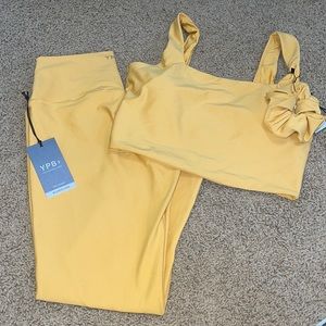 NWT—-ABERCROMBIE & FITCH- YPB Workout Set